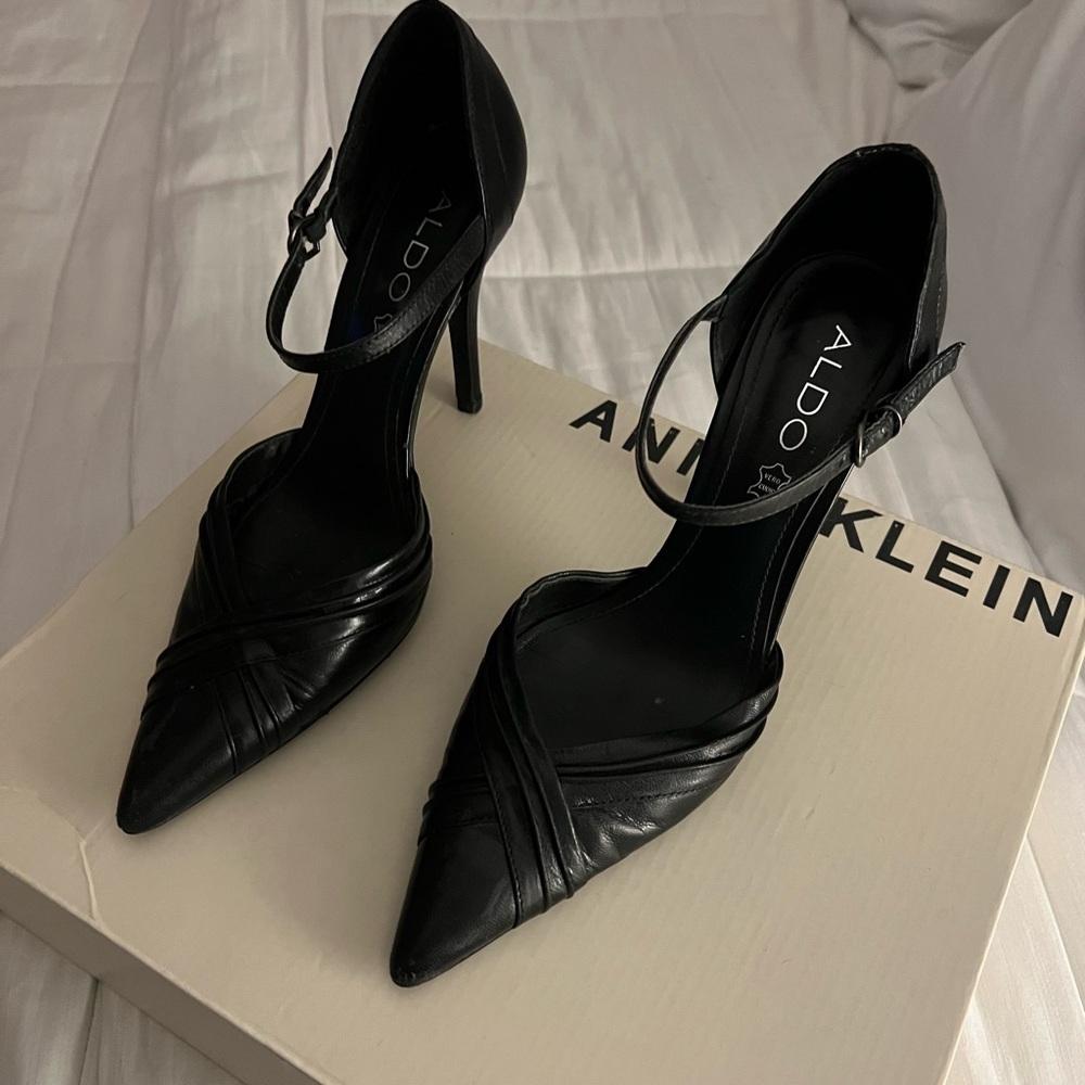Aldo Black Pointed Toe Heels